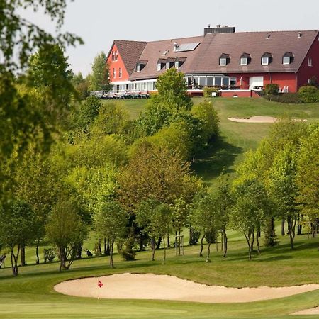 L'Hotel Et Restaurant Du Golf De Clervaux Eselborn ภายนอก รูปภาพ