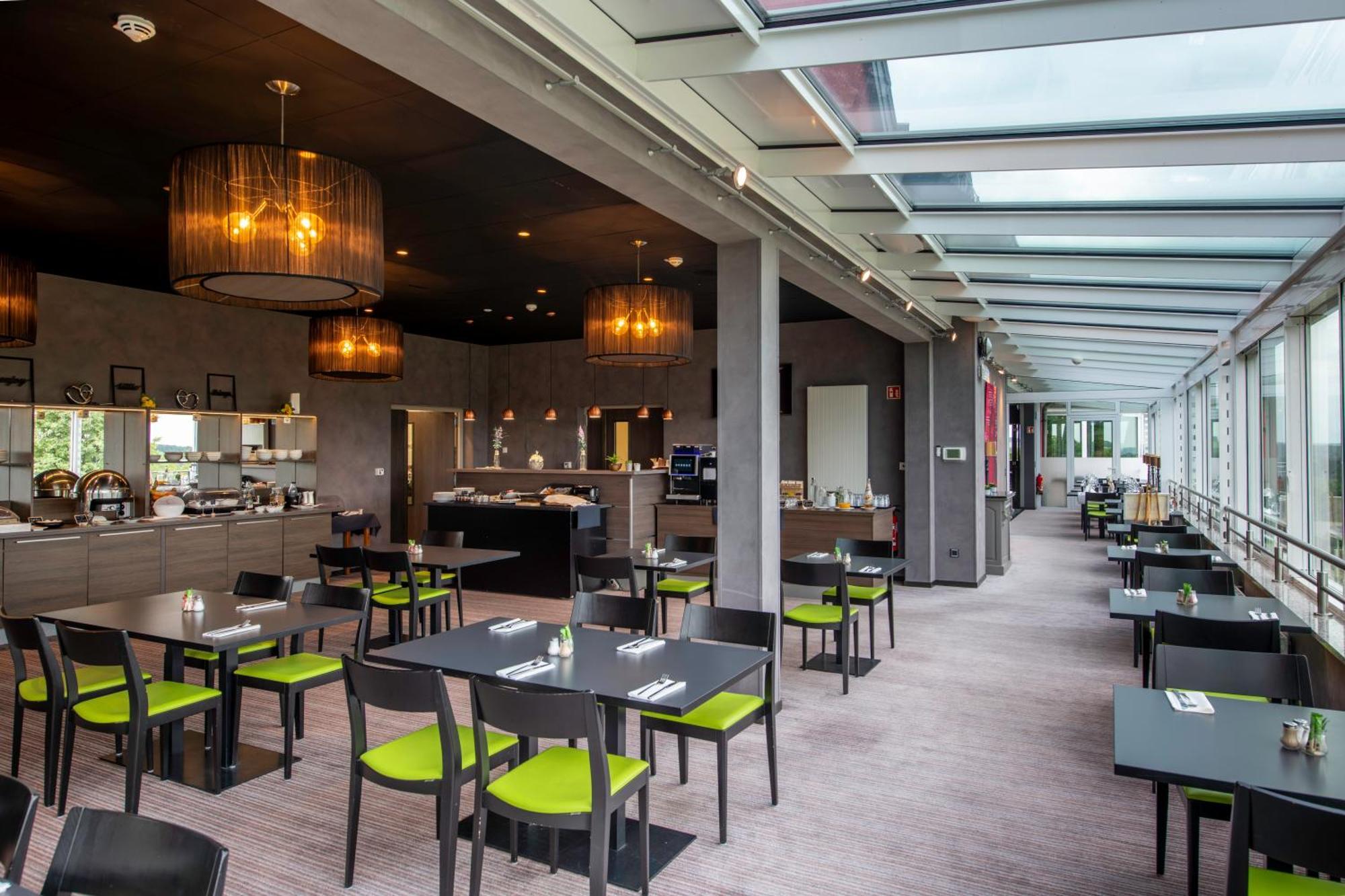 L'Hotel Et Restaurant Du Golf De Clervaux Eselborn ภายนอก รูปภาพ